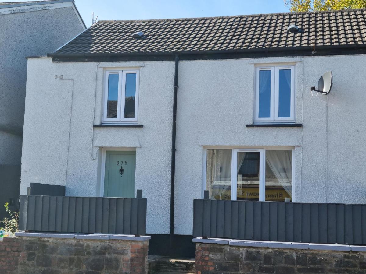 Dare Valley Cottage Ex Miners Cottage Near Zip World Pen Y Fan Waterfalls Aberdare Exterior foto
