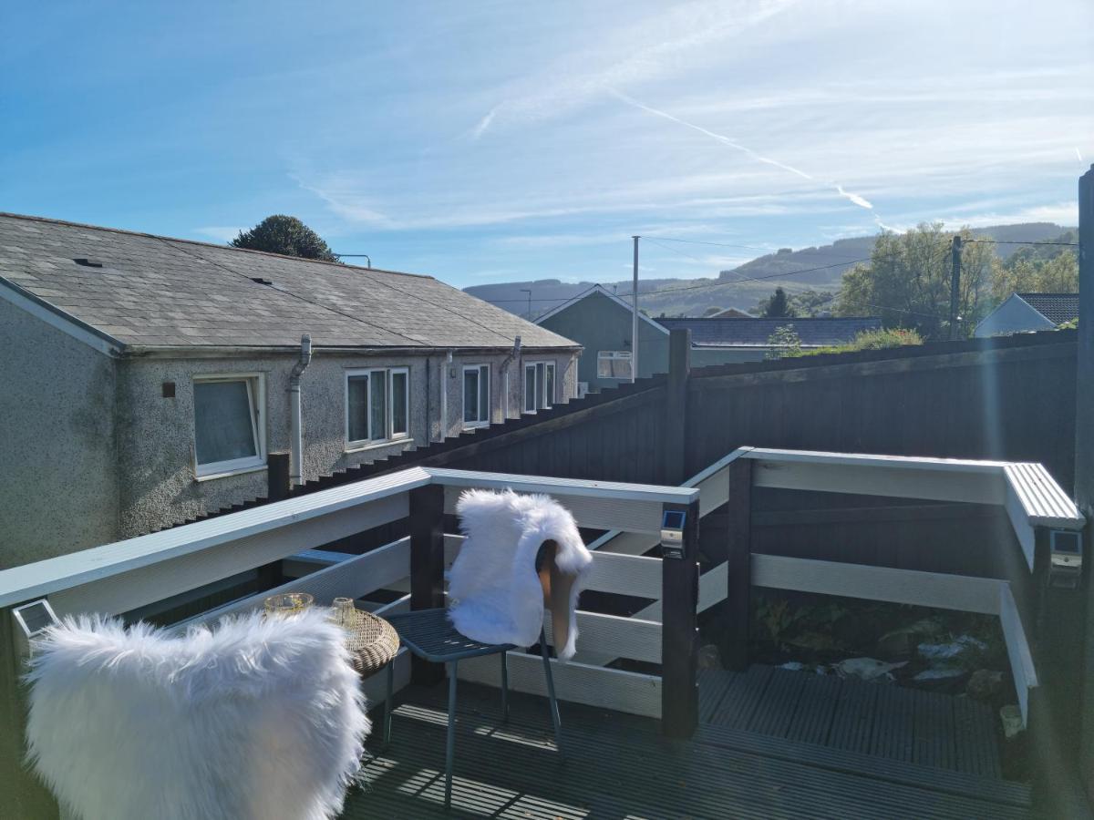 Dare Valley Cottage Ex Miners Cottage Near Zip World Pen Y Fan Waterfalls Aberdare Exterior foto